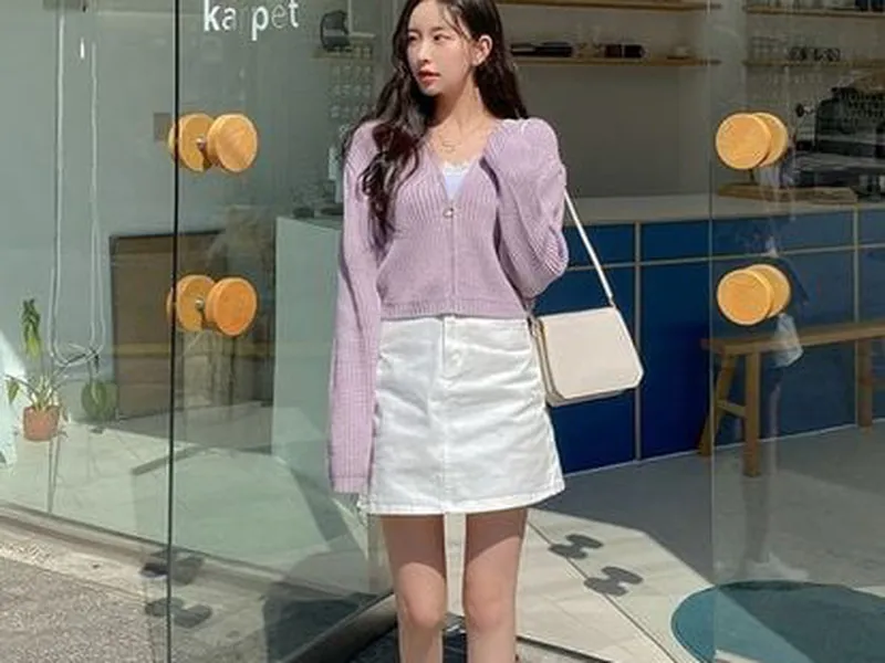 CHÂN VÁY CHỮ A BASIC TRƠN HÀN QUỐC (TRẮNG)