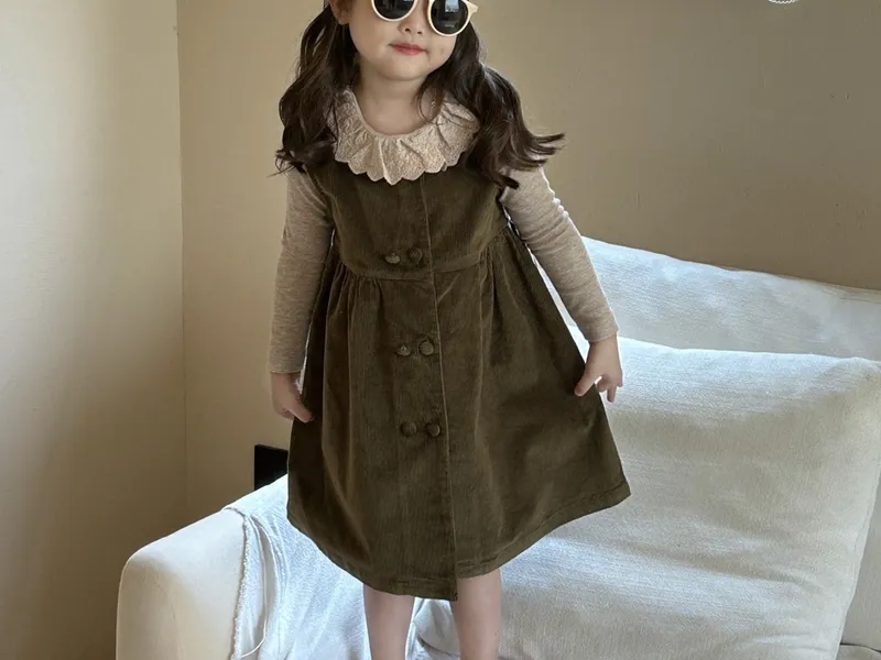 ĐẦM NỮ TRẺ EM HÀN QUỐC DÀI TAY PHỐI CỔ BÈO (RÊU)