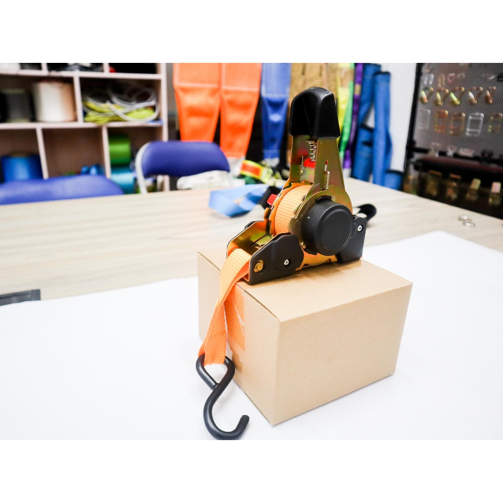 Dây tăng đơ tự rút