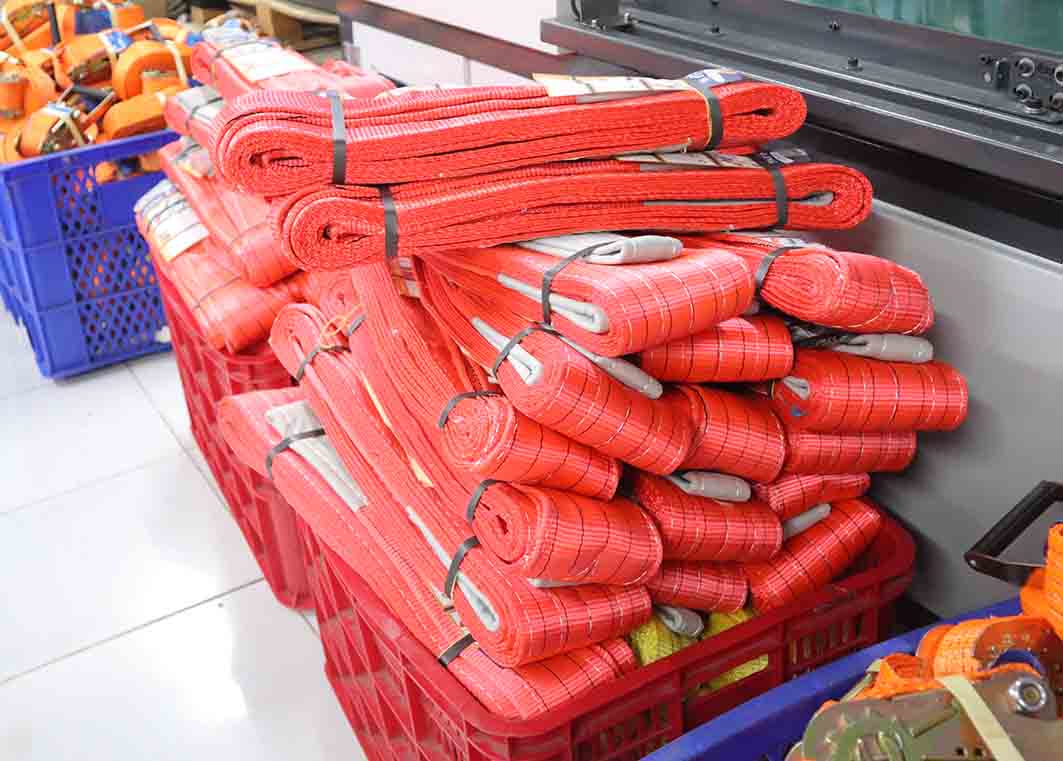 Dây bẹ cẩu hàng 5 tấn Dây bẹ cẩu hàng 5 tấn