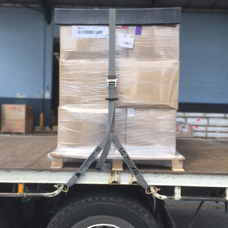 Tìm hiểu dây chằng hàng tăng đơ móc J