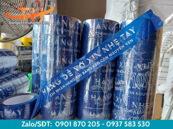 Băng dính hàng dễ vỡ màu xanh khách đặt Băng dính hàng dễ vỡ màu xanh khách đặt