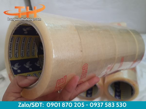 Băng keo trong với lớp keo dính chắc Băng keo trong với lớp keo dính chắc