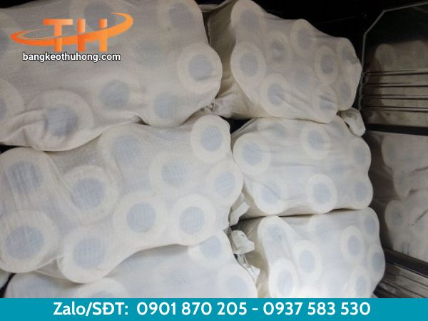 Đóng hàng băng keo mouse giao cho khách Đóng hàng băng keo mouse giao cho khách