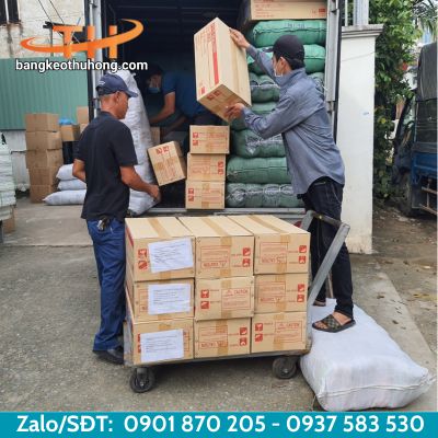 Giao hàng băng keo các loại cho khách Giao hàng băng keo các loại cho khách