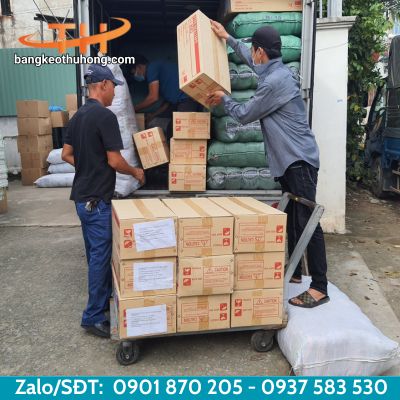 Giao hàng miễn phí các đơn hàng băng keo lụa số lượng lớn Giao hàng miễn phí các đơn hàng băng keo lụa số lượng lớn