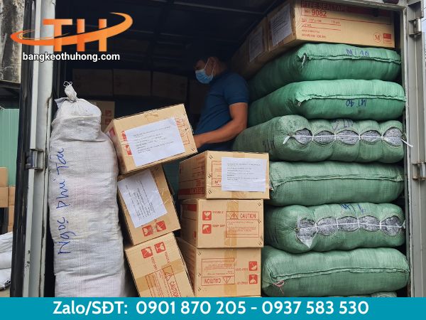 Giao hàng miễn phí cho khách tại TPHCM Giao hàng miễn phí cho khách tại TPHCM