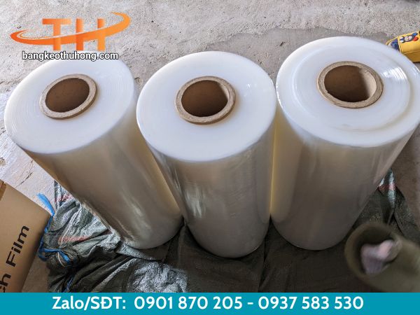 Màng PE cuộn lớn quấn máy Màng PE cuộn lớn quấn máy