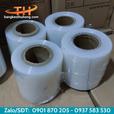 Màng PE cuộn nhỏ quấn hàng Màng PE cuộn nhỏ quấn hàng