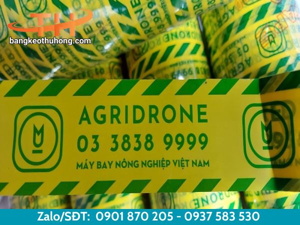 Quảng cáo thương hiệu bằng băng keo in logo