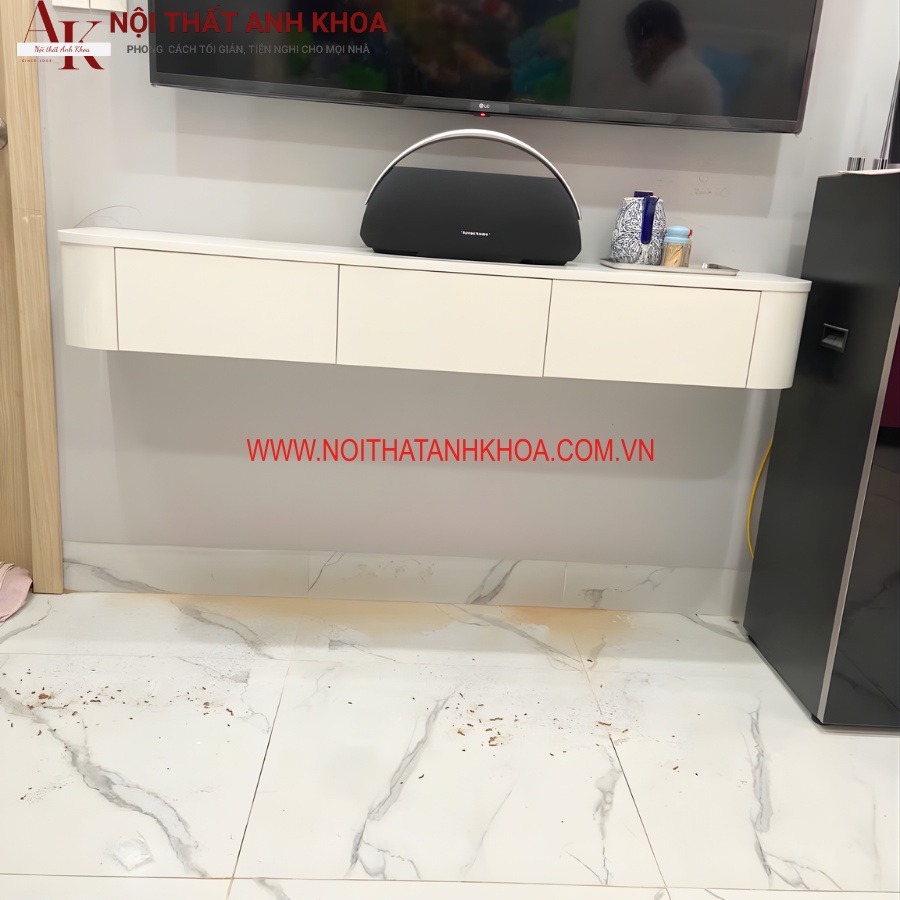 Kệ tivi treo tường bo góc gỗ MDF màu trắng Kệ tivi treo tường bo góc gỗ MDF màu trắng