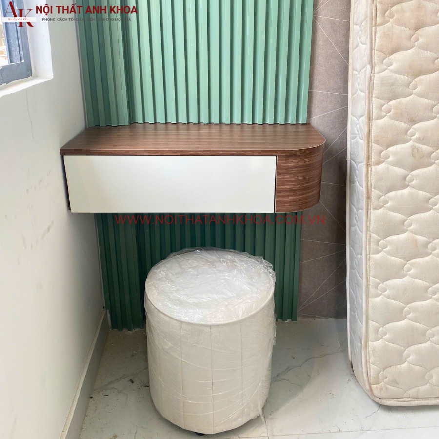 Bàn trang điểm treo tường màu nâu vân gỗ phối trắng Bàn trang điểm treo tường màu nâu vân gỗ phối trắng