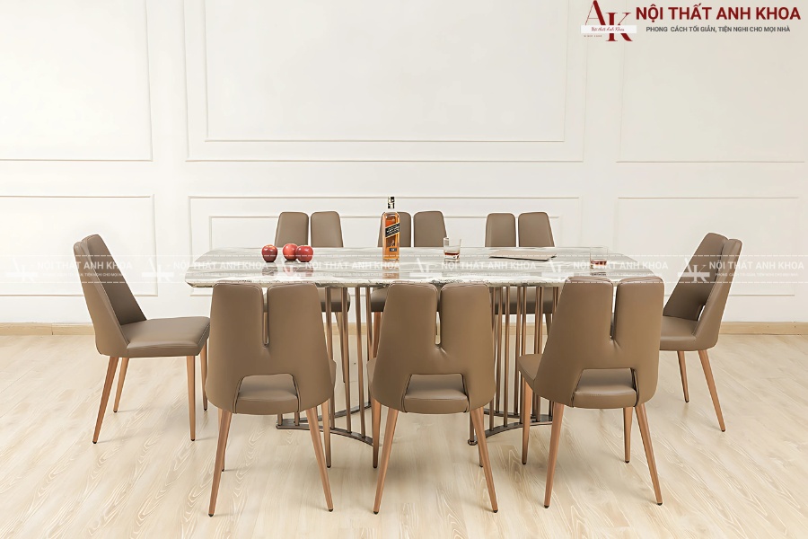 Bàn ăn 8 ghế cho gia đình đông người Bàn ăn 8 ghế cho gia đình đông người