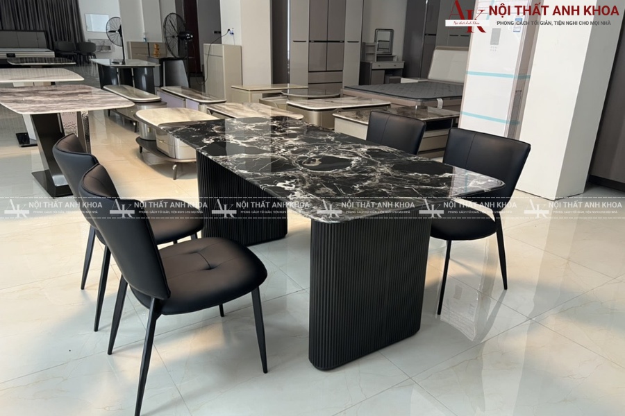 Bàn ăn mặt đá tối giản - Vẻ đẹp từ sự đơn giản Bàn ăn mặt đá tối giản - Vẻ đẹp từ sự đơn giản
