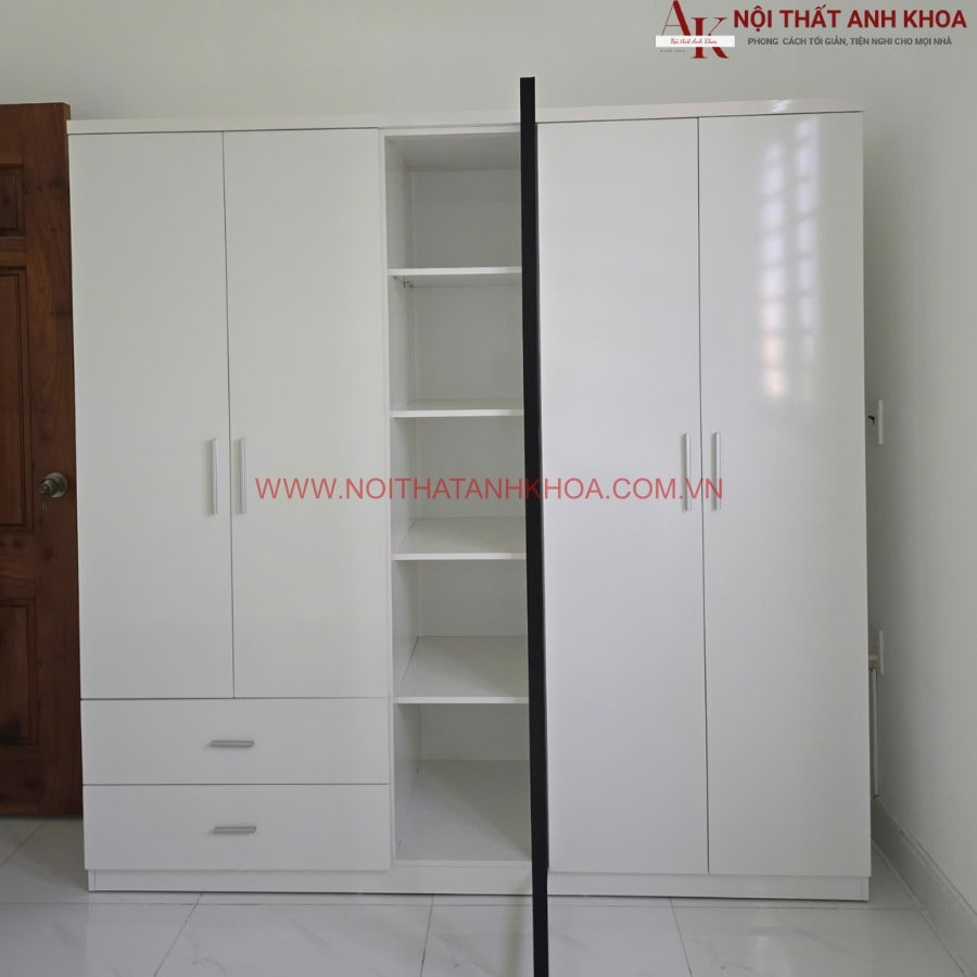 Tủ quần áo màu trắng thanh lịch được làm từ gỗ công nghiệp Tủ quần áo màu trắng thanh lịch được làm từ gỗ công nghiệp