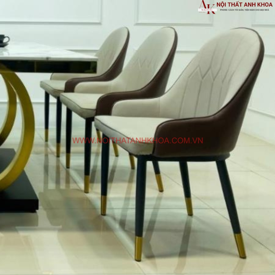 Mặt bọc da PU của bộ bàn ăn thông minh 6 ghế sang trọng Mặt bọc da PU của bộ bàn ăn thông minh 6 ghế sang trọng