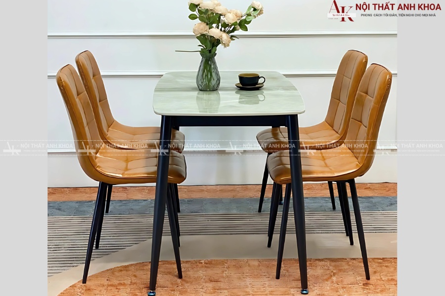 Bàn ăn 4 ghế mặt đá - Sang trọng, hiện đại Bàn ăn 4 ghế mặt đá - Sang trọng, hiện đại