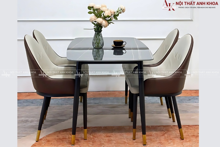 Bộ bàn ăn mặt đá 4 ghế giá tốt - Chất lượng ưu việt Bộ bàn ăn mặt đá 4 ghế giá tốt - Chất lượng ưu việt