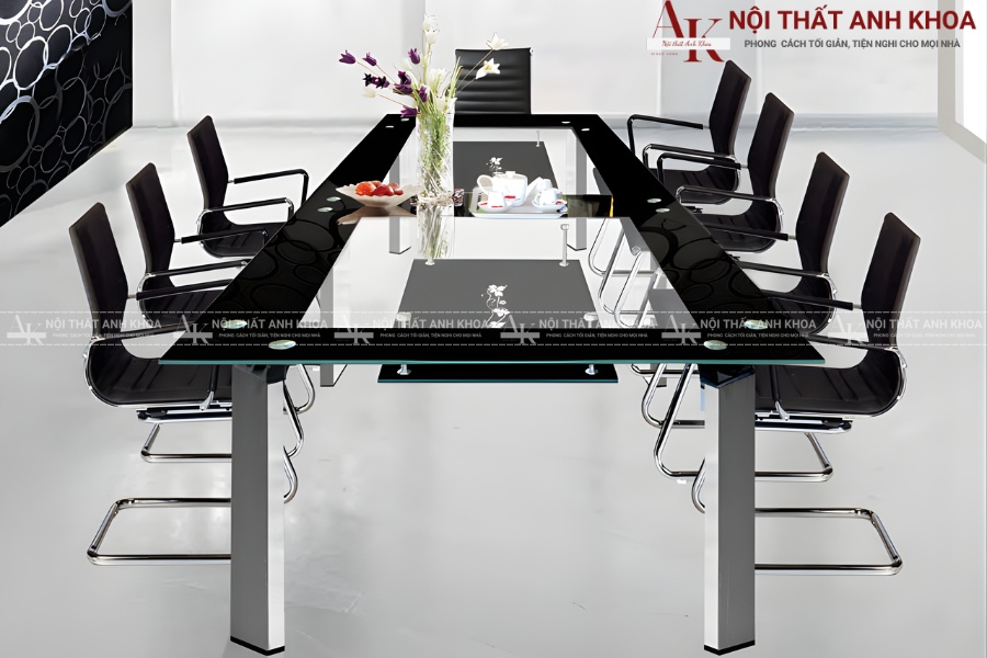 Bàn họp chân sắt mặt kính cường lực đẹp Bàn họp chân sắt mặt kính cường lực đẹp