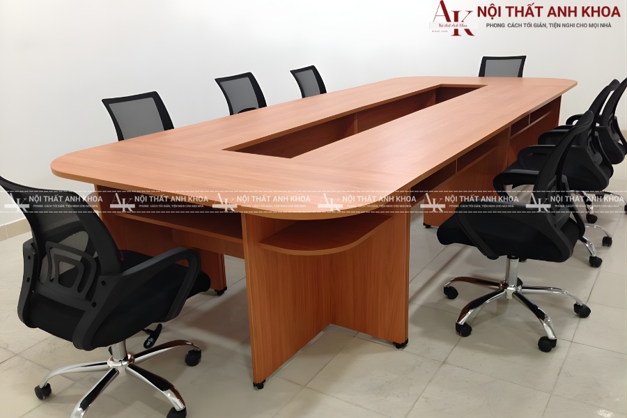 Bàn họp gỗ sồi - Sự lựa chọn hoàn hảo cho doanh nghiệp Việt Bàn họp gỗ sồi - Sự lựa chọn hoàn hảo cho doanh nghiệp Việt