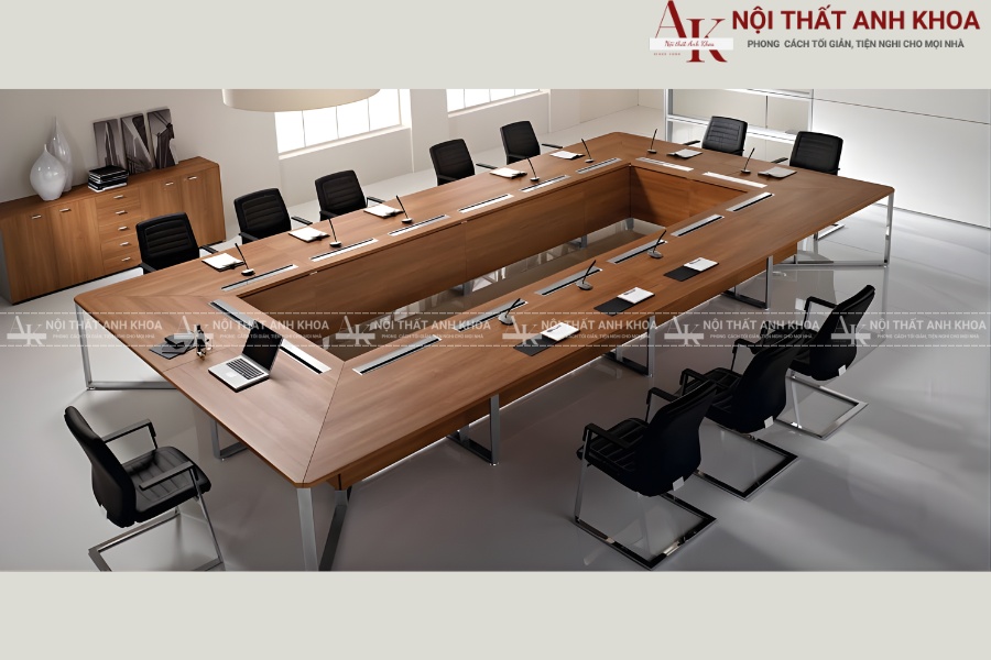 Bàn họp gỗ tự nhiên - Bền đẹp từng chi tiết Bàn họp gỗ tự nhiên - Bền đẹp từng chi tiết