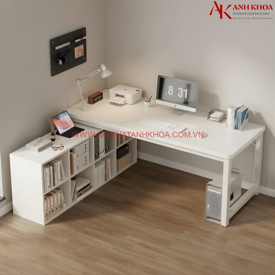 Bàn làm việc màu trắng góc chữ L chân sắt có kệ sách Bàn làm việc màu trắng góc chữ L chân sắt có kệ sách