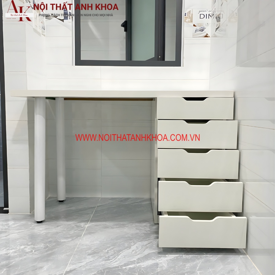 Bàn làm việc gỗ công nghiệp màu trắng nhiều ngăn kéo tiện lợi Bàn làm việc gỗ công nghiệp màu trắng nhiều ngăn kéo tiện lợi