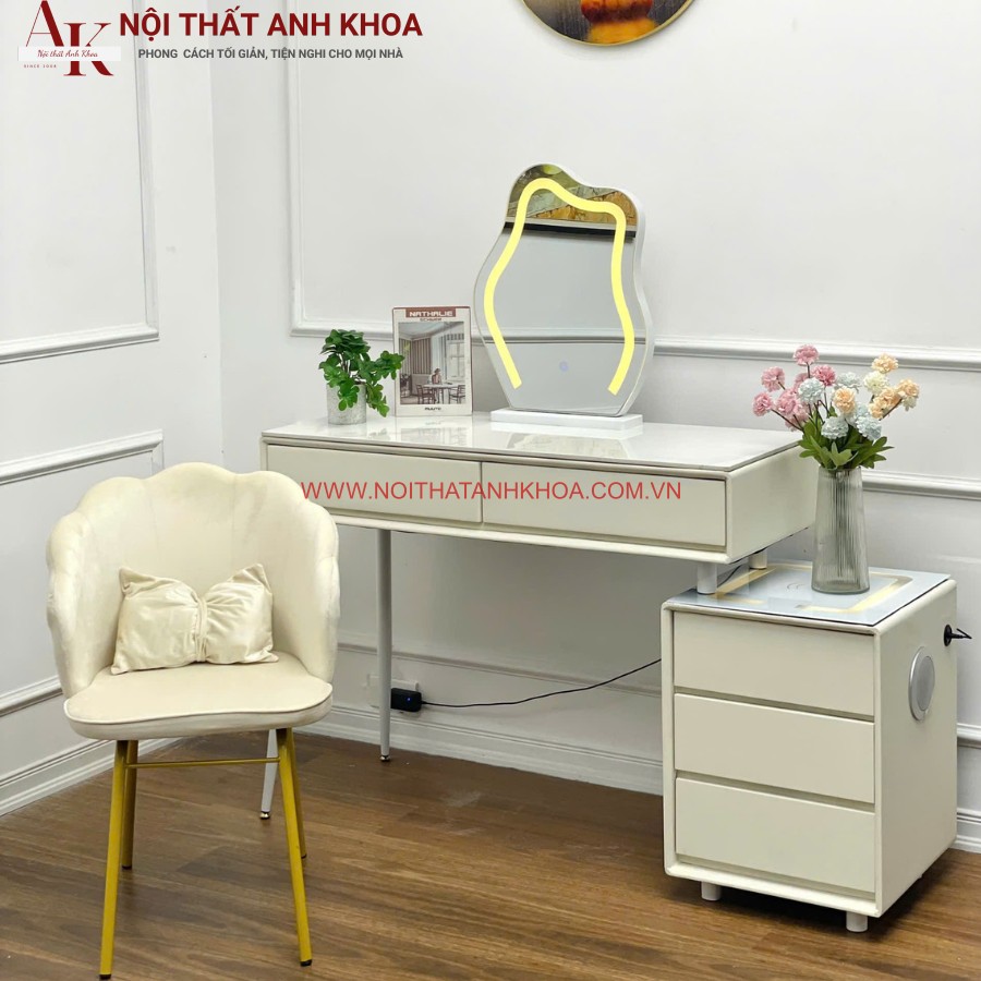 Bàn phấn trang điểm nhập khẩu cao cấp giá rẻ Bàn phấn trang điểm nhập khẩu cao cấp giá rẻ