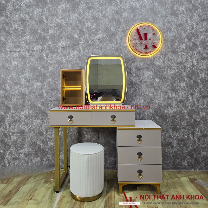 Bàn trang điểm đẹp, có led, giá rẻ. Bàn trang điểm đẹp, có led, giá rẻ.