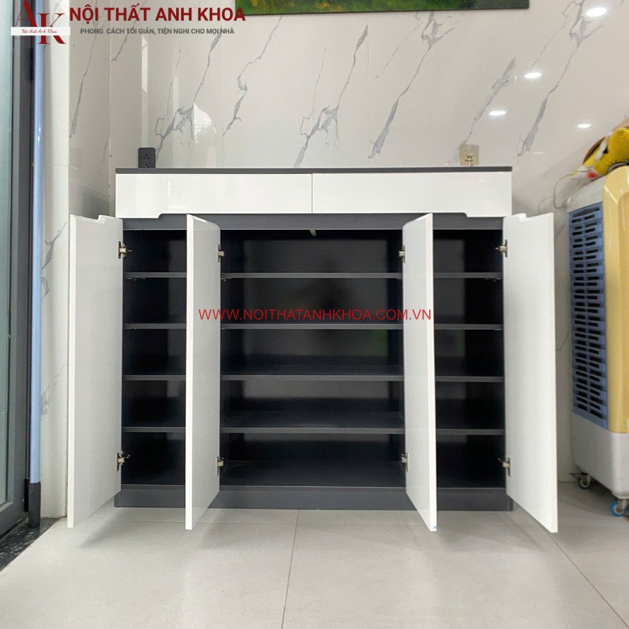 Không gian lưu trữ rộng rãi, thoáng đãng của tủ giày gỗ công nghiệp Không gian lưu trữ rộng rãi, thoáng đãng của tủ giày gỗ công nghiệp