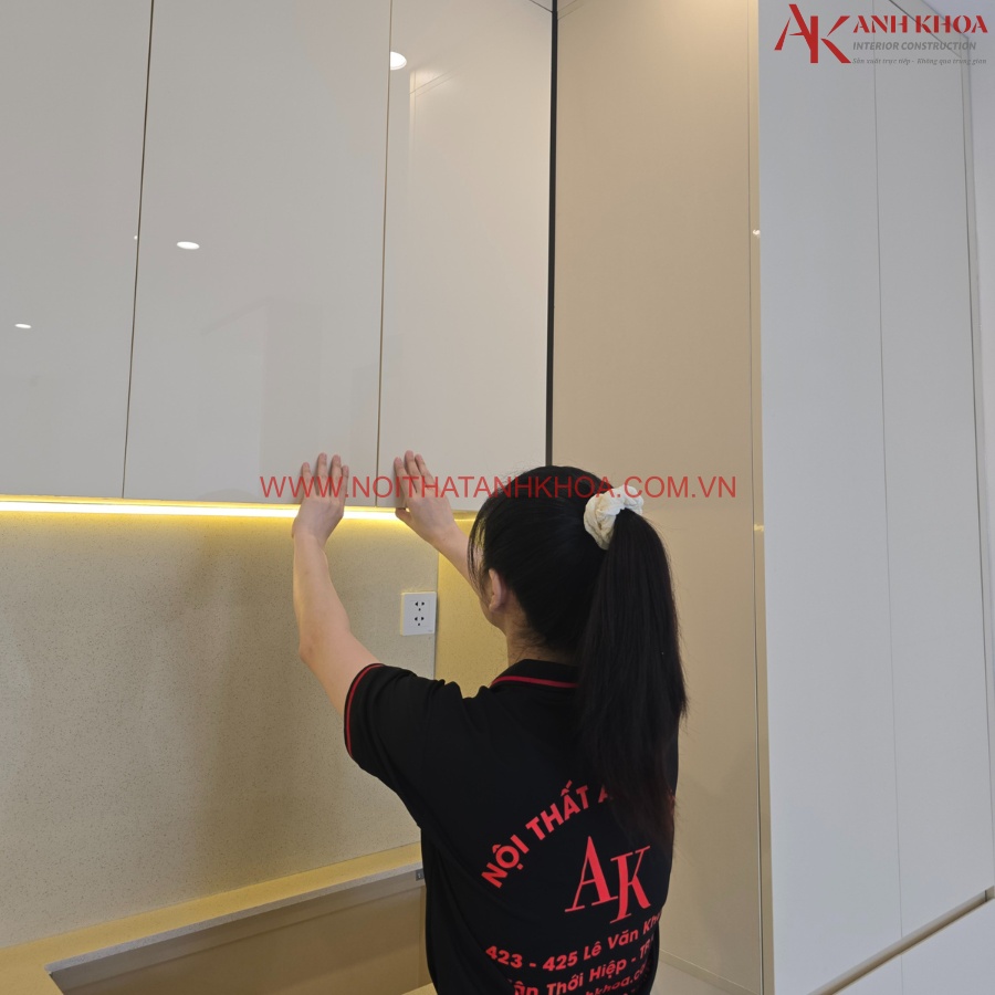 Bề mặt Acrylic bóng gương cao cấp Bề mặt Acrylic bóng gương cao cấp