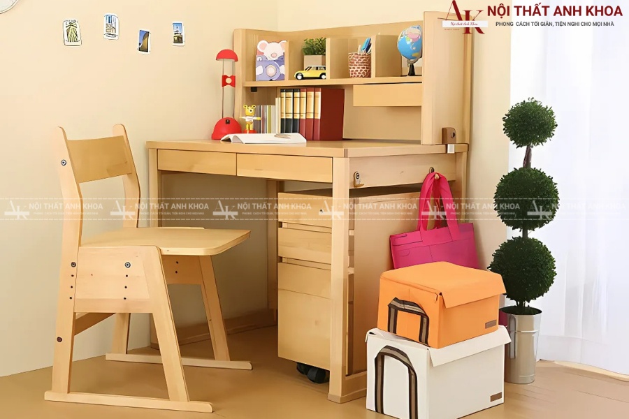 Chất liệu bàn học an toàn, độ bền cao Chất liệu bàn học an toàn, độ bền cao