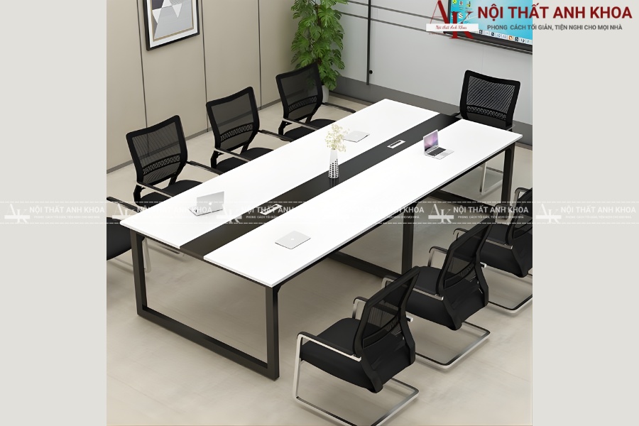Mẫu bàn họp chân sắt được doanh nghiệp ưa chuộng Mẫu bàn họp chân sắt được doanh nghiệp ưa chuộng