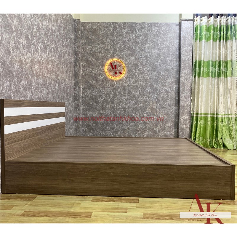 Giường Ngủ Gỗ Công Nghiệp Màu Nâu Vân Gỗ 2 Hộc Tiện Lợi Giường Ngủ Gỗ Công Nghiệp Màu Nâu Vân Gỗ 2 Hộc Tiện Lợi
