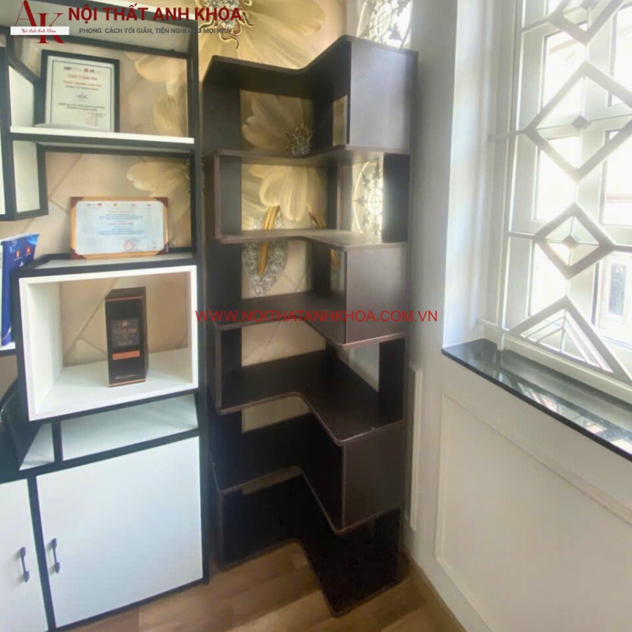 Kệ góc tường trang trí phòng khách bằng gỗ công nghiệp đẹp tiện lợi Kệ góc tường trang trí phòng khách bằng gỗ công nghiệp đẹp tiện lợi