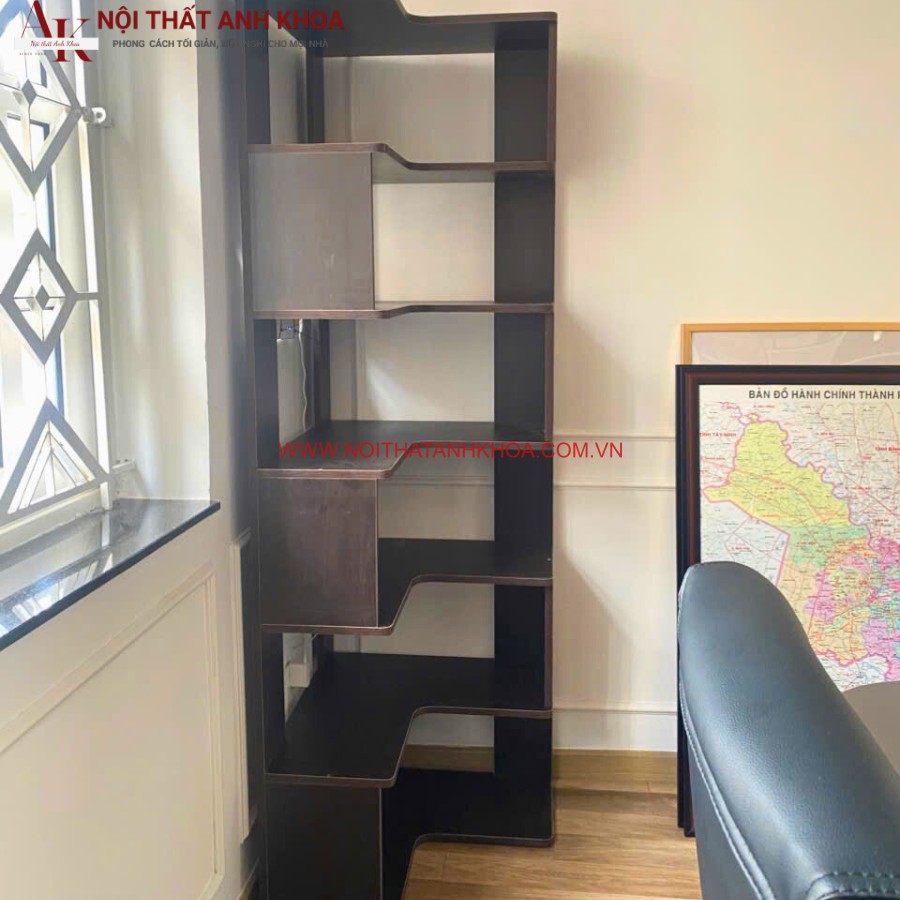 Kệ góc tường trang trí phòng khách gam màu nâu vân gỗ Kệ góc tường trang trí phòng khách gam màu nâu vân gỗ