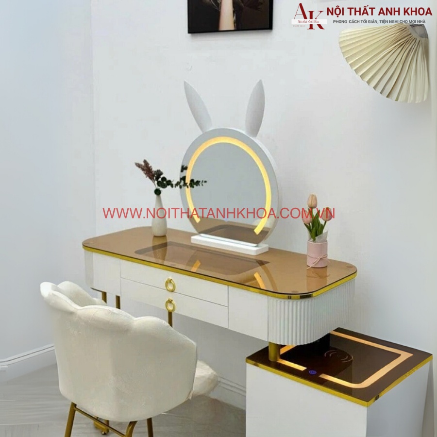 Bàn trang điểm nhập khẩu thông minh cao cấp Bàn trang điểm nhập khẩu thông minh cao cấp