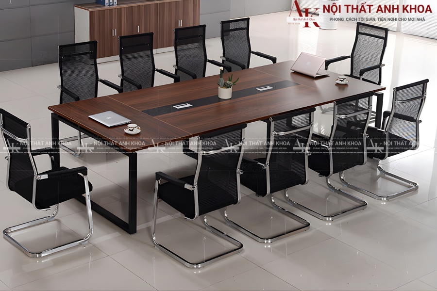 Bàn họp chân sắt - Giải pháp gọn gàng cho văn phòng hiện đại Bàn họp chân sắt - Giải pháp gọn gàng cho văn phòng hiện đại