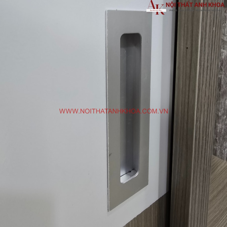 Tay nắm âm tiện lợi, dễ dàng sử dụng Tay nắm âm tiện lợi, dễ dàng sử dụng