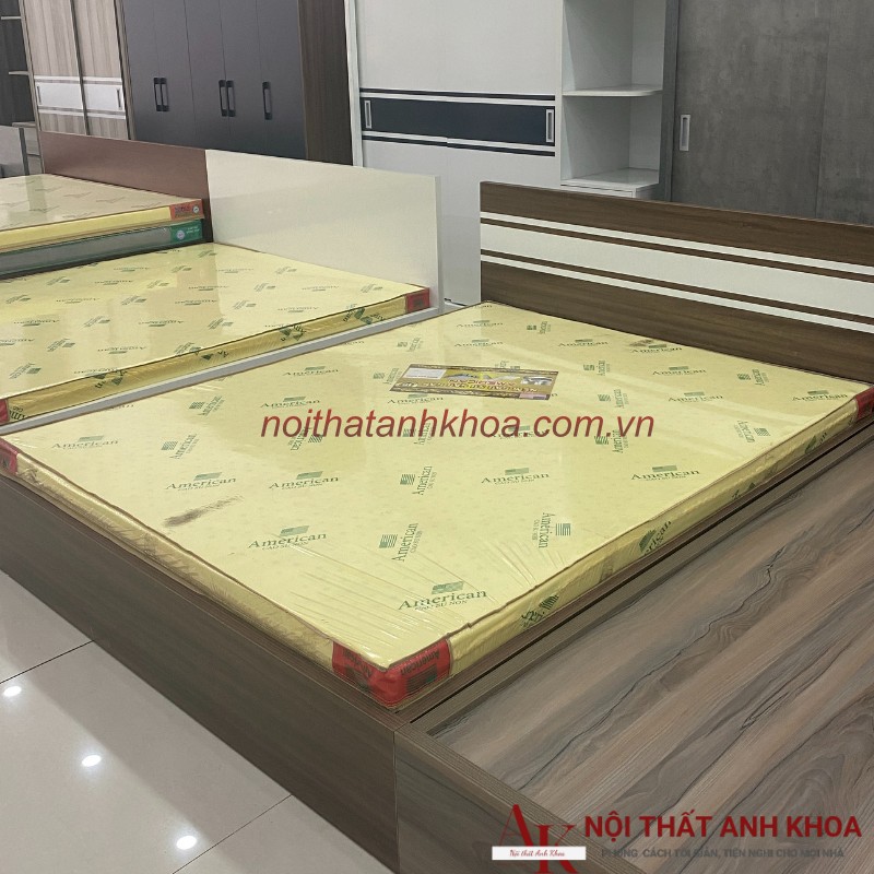 Nệm cao su non dày 10cm giá rẻ màu vàng Nệm cao su non dày 10cm giá rẻ màu vàng