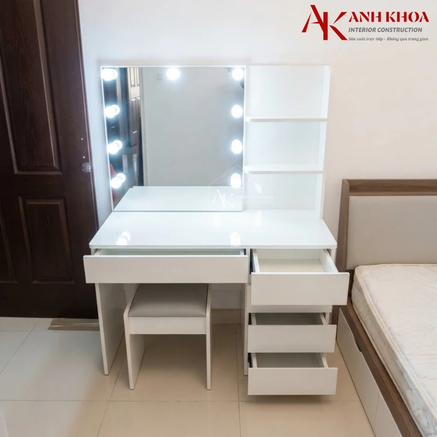 Bàn Trang Điểm Gỗ Công Nghiệp Phủ Melamine Cao Cấp Màu Trắng Sang Trọng