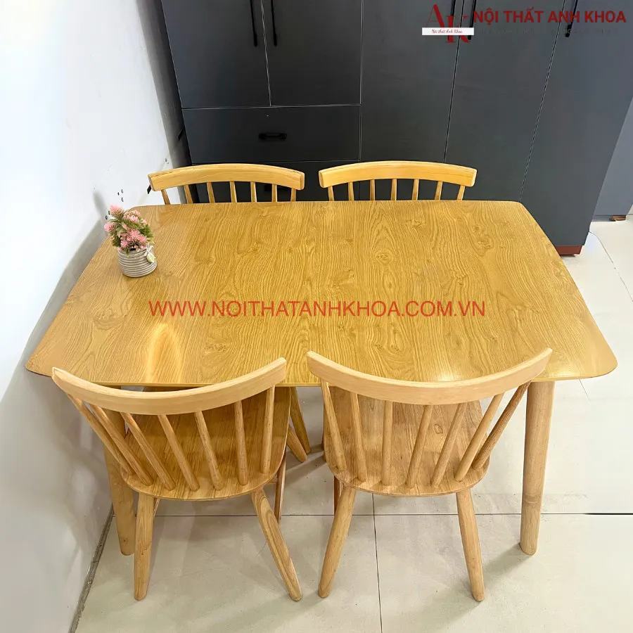 Bàn Ăn Gỗ 4 Ghế Đẹp Nhỏ Gọn