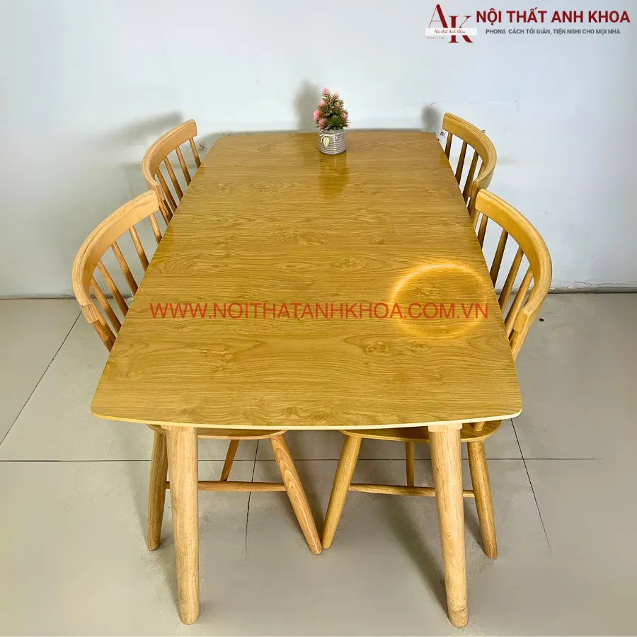 Bàn Ăn Gỗ 4 Ghế Đẹp Nhỏ Gọn
