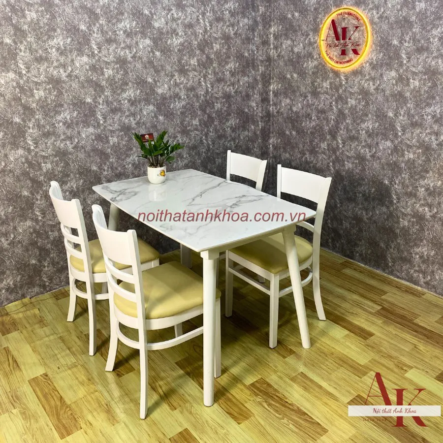 Bàn Ăn Gỗ Cao Su 4 Ghế Màu Trắng Sang Trọng Giá Rẻ