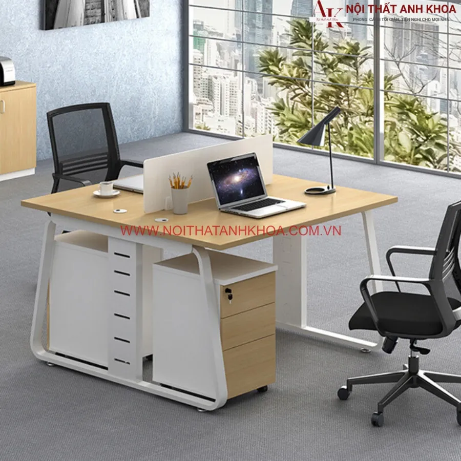 Bàn Làm việc Văn Phòng Chân Sắt Đẹp Hiện Đại