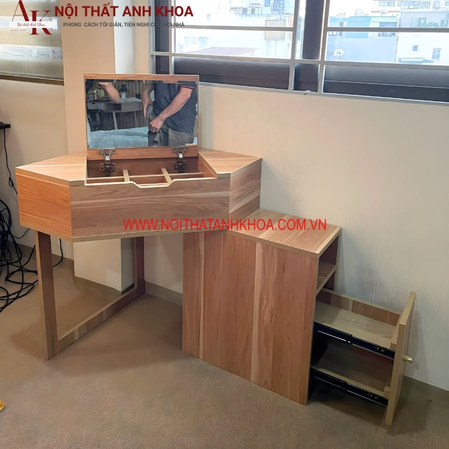 Bàn Trang Điểm Gỗ Công Nghiệp Phù Hợp Với Không Gian Hẹp