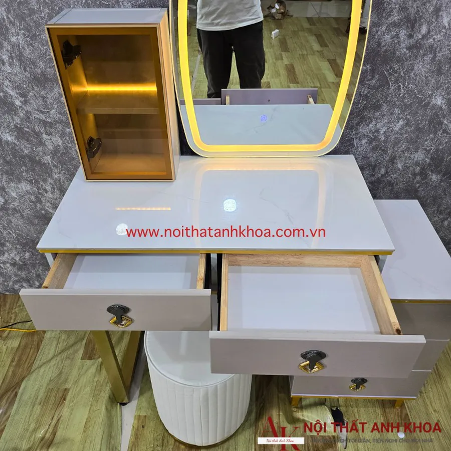 Bàn Trang Điểm Nhỏ Gọn Giá Rẻ Gỗ MDF Có Đèn LED (Hàng nhập khẩu)