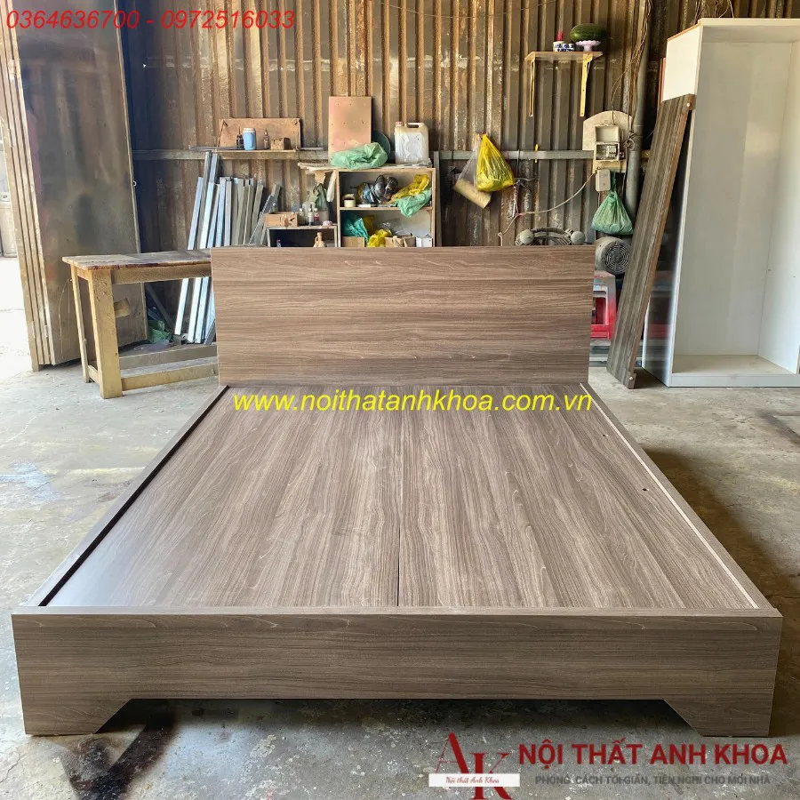 Giường Ngủ Giá Rẻ Gỗ Công Nghiệp Chân Cao Màu Nâu Vân Gỗ
