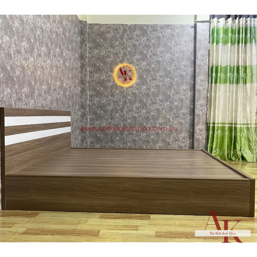 Giường Ngủ Gỗ Công Nghiệp Màu Nâu Vân Gỗ 2 Hộc Tiện Lợi