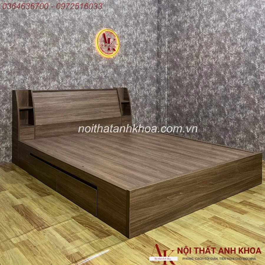 Giường Ngủ Gỗ Công Nghiệp Đầu Kệ Tựa Lưng Màu Nâu Kèm 2 Hộc Chứa Đồ Tiện Nghi
